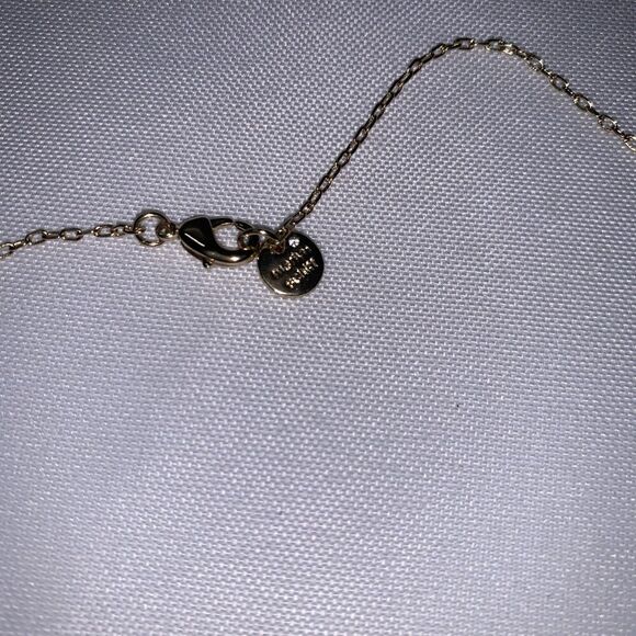 Marlyn Schiff Hexagon Shaped Pendent Necklace, Love With A Crystal In The Middle - Picture 5 of 8